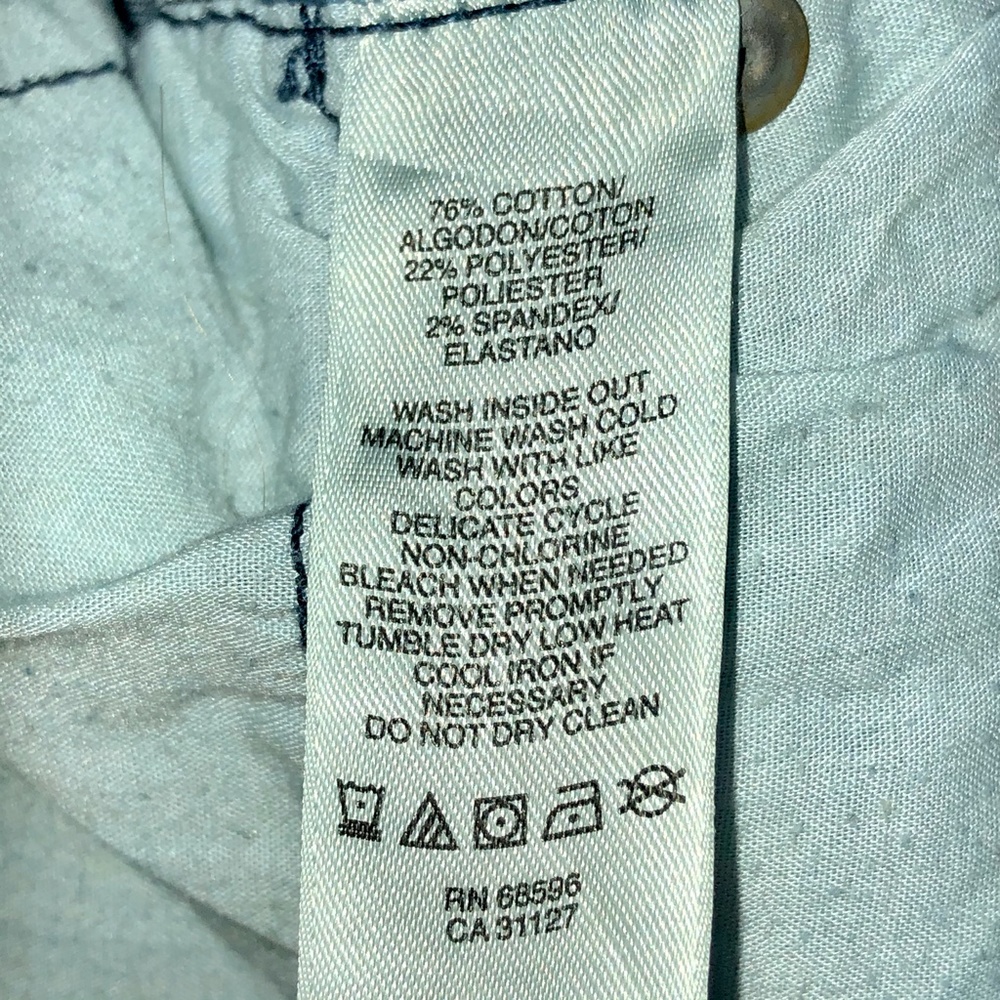 DKNY Soho Skinny Leg Jean - Picture 7 of 8